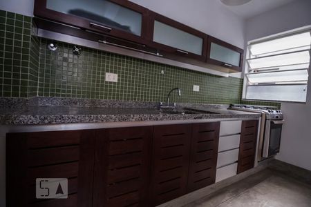 Apartamento à venda com 75m², 2 quartos e 1 vagaCozinha