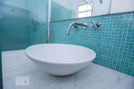 Apartamento à venda com 75m², 2 quartos e 1 vagaBanheiro