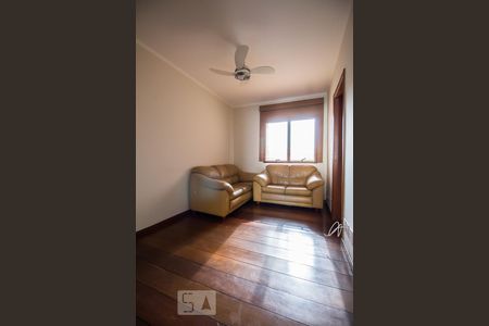 Sala de estar de apartamento à venda com 4 quartos, 190m² em Pinheiros, São Paulo