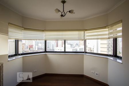 Sala detalhe de apartamento à venda com 4 quartos, 190m² em Pinheiros, São Paulo