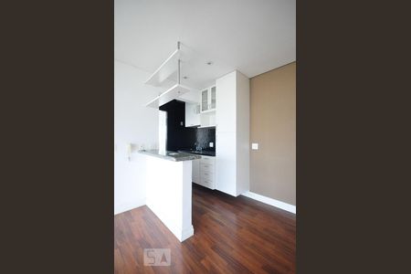 Apartamento para alugar com 74m², 2 quartos e 2 vagascozinha