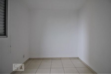 Apartamento à venda com 70m², 3 quartos e 2 vagasQuarto 2