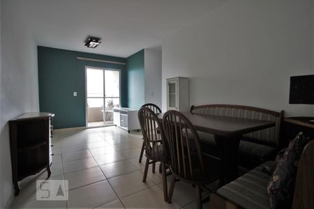 Sala de apartamento à venda com 3 quartos, 70m² em Paraíso do Morumbi, São Paulo