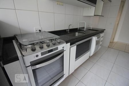Apartamento à venda com 70m², 3 quartos e 2 vagasCozinha