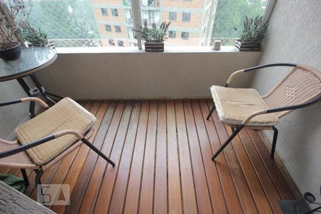 Varanda de apartamento à venda com 3 quartos, 70m² em Paraíso do Morumbi, São Paulo