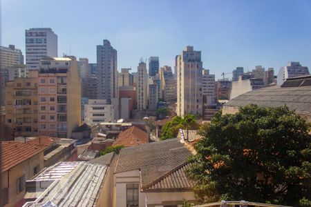 Vista do quarto de apartamento para alugar com 2 quartos, 61m² em Bela Vista, São Paulo