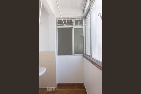 Apartamento para alugar com 61m², 2 quartos e sem vaga Apartamento para alugar com 61m², 2 quartos e sem vagaÁrea de Serviço