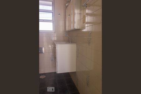 Apartamento para alugar com 61m², 2 quartos e sem vaga Apartamento para alugar com 61m², 2 quartos e sem vagaBanheiro