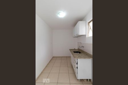 Cozinha de apartamento para alugar com 1 quarto, 54m² em Perdizes, São Paulo