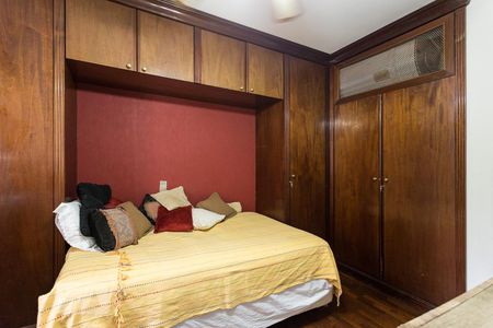 Apartamento para alugar com 350m², 4 quartos e 4 vagas Apartamento para alugar com 350m², 4 quartos e 4 vagasSuíte 1