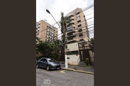 Apartamento para alugar com 350m², 4 quartos e 4 vagas Apartamento para alugar com 350m², 4 quartos e 4 vagasFachada