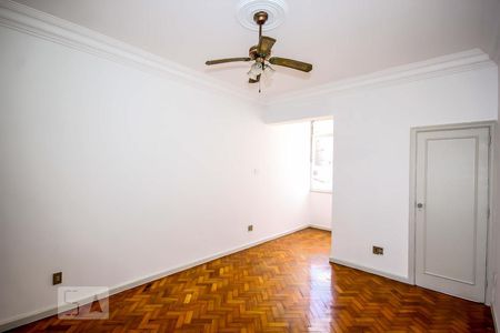 Apartamento para alugar com 80m², 2 quartos e 1 vagaSala