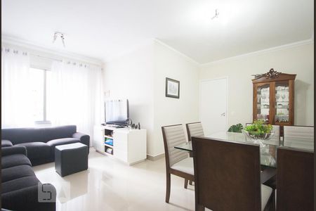 Sala de apartamento para alugar com 3 quartos, 74m² em Vila Gertrudes, São Paulo