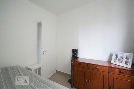 Quarto 01 de apartamento para alugar com 3 quartos, 74m² em Vila Gertrudes, São Paulo
