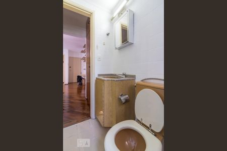 Banheiro de apartamento à venda com 1 quarto, 55m² em Santa Cecília, São Paulo