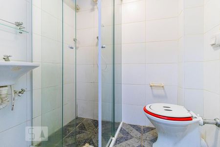 Banheiro de kitnet/studio à venda com 1 quarto, 32m² em Vila Buarque, São Paulo
