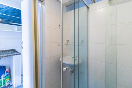 Banheiro  de kitnet/studio à venda com 1 quarto, 32m² em Vila Buarque, São Paulo