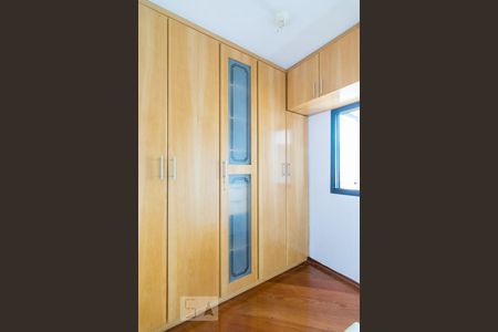 Apartamento para alugar com 73m², 3 quartos e 2 vagasCloset