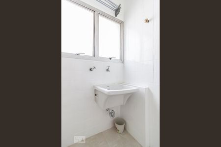 Apartamento para alugar com 33m², 1 quarto e 1 vagaÁrea de Serviço