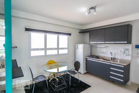 Studio para alugar com 40m², 1 quarto e 1 vaga Studio para alugar com 40m², 1 quarto e 1 vagaStudio