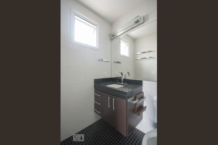 Apartamento à venda com 76m², 2 quartos e 2 vagasBanheiro