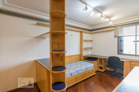 Apartamento para alugar com 200m², 4 quartos e 3 vagasQuarto 2