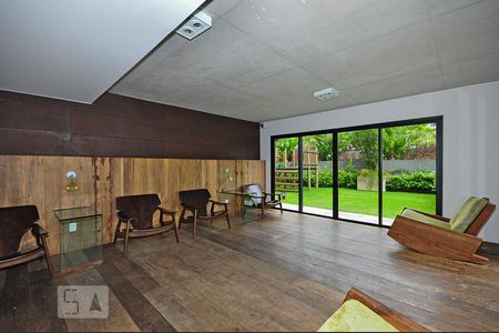 Apartamento à venda com 70m², 1 quarto e 1 vagasalão de festa