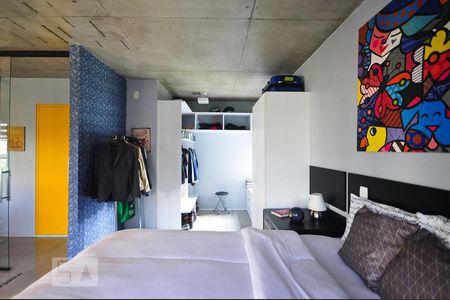 Apartamento à venda com 70m², 1 quarto e 1 vagasuíte 