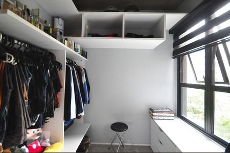 Apartamento à venda com 70m², 1 quarto e 1 vagaarmário da suíte 