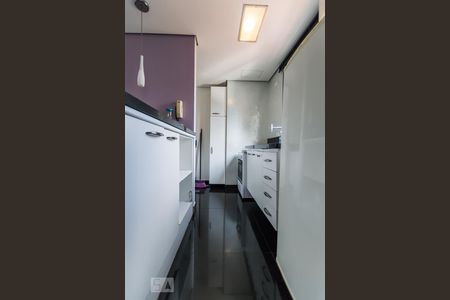 Cozinha de kitnet/studio à venda com 1 quarto, 50m² em Pinheiros, São Paulo