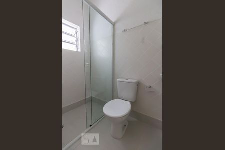 banheiro de apartamento para alugar com 1 quarto, 35m² em Bom Retiro, São Paulo