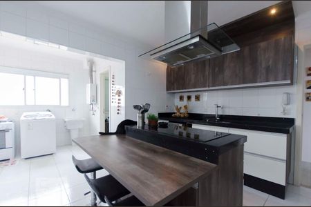 Apartamento à venda com 344m², 3 quartos e 4 vagasCozinha