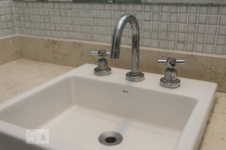 Apartamento à venda com 280m², 4 quartos e 3 vagasDETALHE