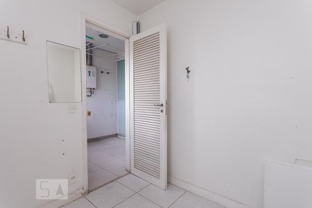 Apartamento à venda com 280m², 4 quartos e 3 vagasQUARTO DE SERVIÇO