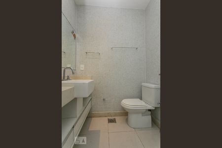 Apartamento à venda com 280m², 4 quartos e 3 vagasBANHEIRO