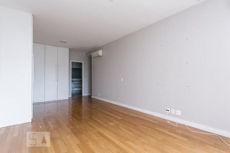 Apartamento à venda com 280m², 4 quartos e 3 vagasSUÍTE