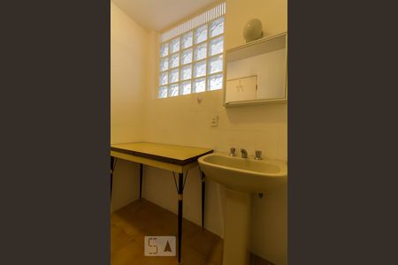 Apartamento à venda com 98m², 3 quartos e sem vagabanheiro2