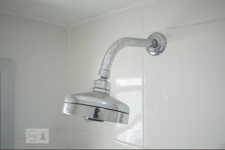 Banheiro de kitnet/studio para alugar com 1 quarto, 37m² em Campo Belo, São Paulo