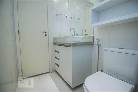 Banheiro de apartamento à venda com 3 quartos, 92m² em Botafogo, Rio de Janeiro