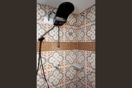 Banheiro de kitnet/studio para alugar com 1 quarto, 33m² em Bela Vista, São Paulo