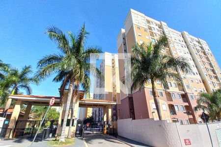 Apartamento à venda com 60m², 3 quartos e 2 vagasFachada e Portária