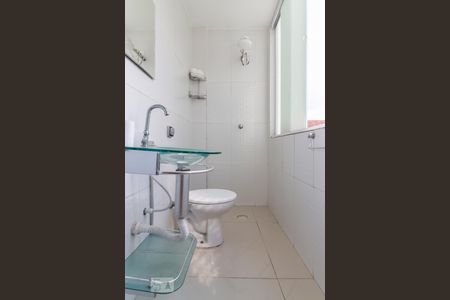 Banheiro de kitnet/studio para alugar com 1 quarto, 40m² em Vila Anglo Brasileira, São Paulo