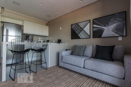 SALA/STUDIO de kitnet/studio para alugar com 1 quarto, 46m² em Pinheiros, São Paulo