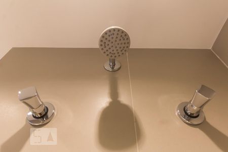 BANHEIRO de kitnet/studio para alugar com 1 quarto, 46m² em Pinheiros, São Paulo