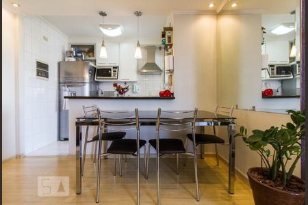Sala  de apartamento para alugar com 2 quartos, 50m² em Vila Bela, São Paulo