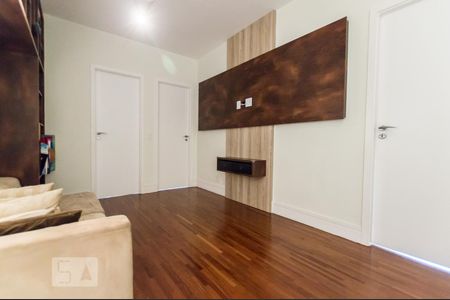 Apartamento para alugar com 240m², 4 quartos e 3 vagas Apartamento para alugar com 240m², 4 quartos e 3 vagasSala intima
