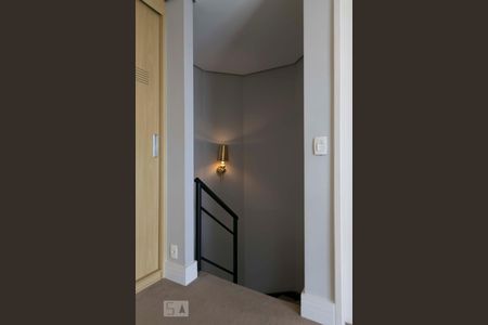 Apartamento para alugar com 50m², 1 quarto e 1 vagaEscadas