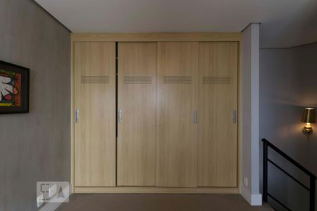 Apartamento para alugar com 50m², 1 quarto e 1 vaga2o. Andar - Suíte (Armários)