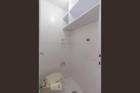 Apartamento à venda com 63m², 2 quartos e 1 vaga Apartamento à venda com 63m², 2 quartos e 1 vagaBanheiro de serviço