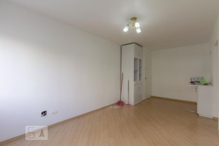 Apartamento à venda com 63m², 2 quartos e 1 vaga Apartamento à venda com 63m², 2 quartos e 1 vagaSala